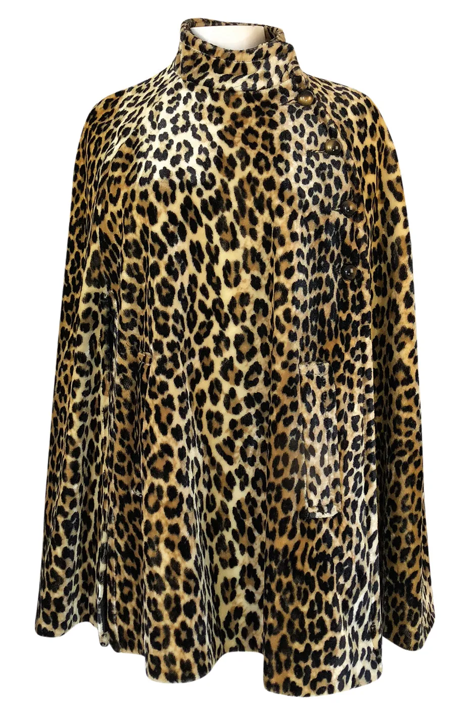 1960s Unlabeled Leopard Printed Faux Fur Velveteen Belted Cape