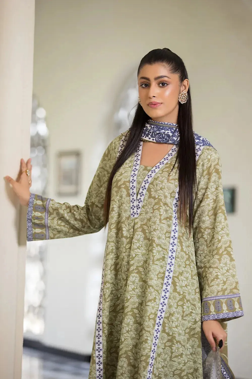 3PC Printed Unstitched Khaddar Suit KKH-2886