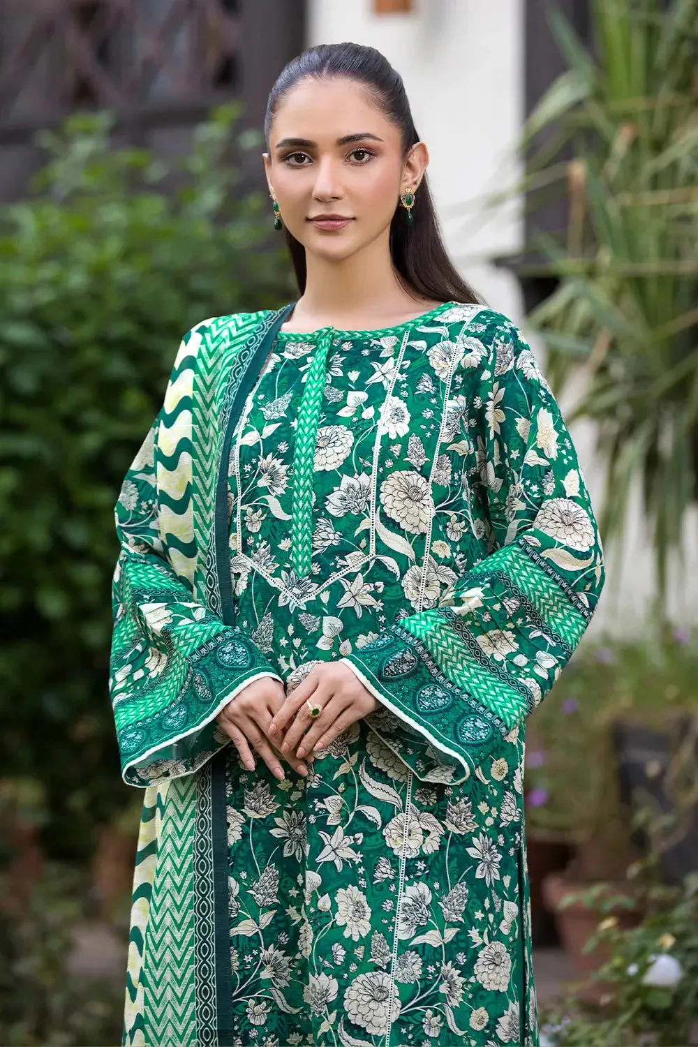 3PC Printed Unstitched Khaddar Suit KKH-2896