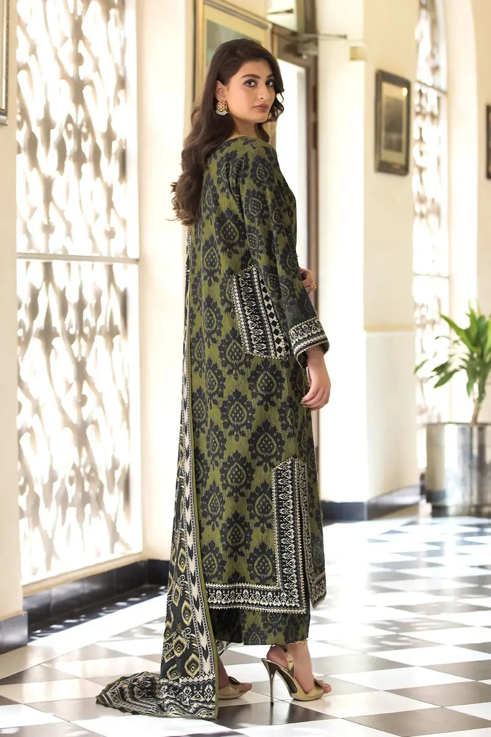 3PC Printed Unstitched Khaddar Suit KKH-2901