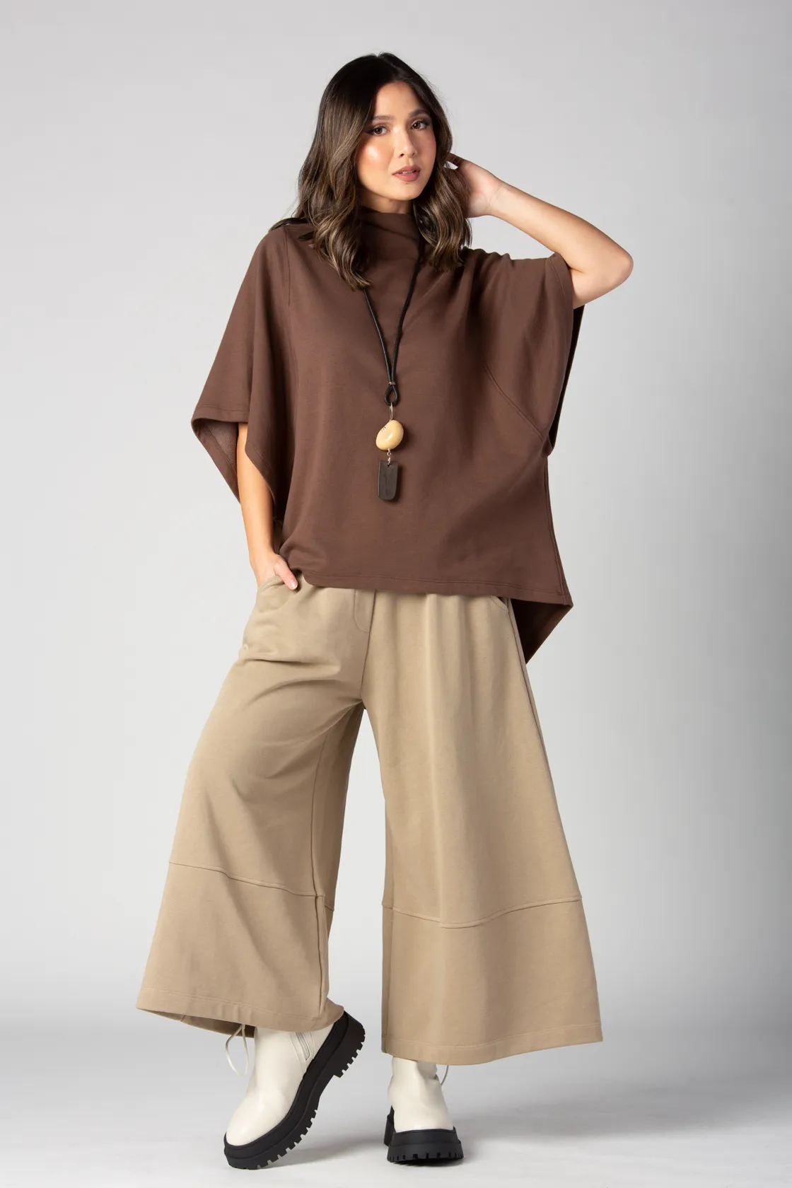 ALEMBIKA Wide Pant in Sand