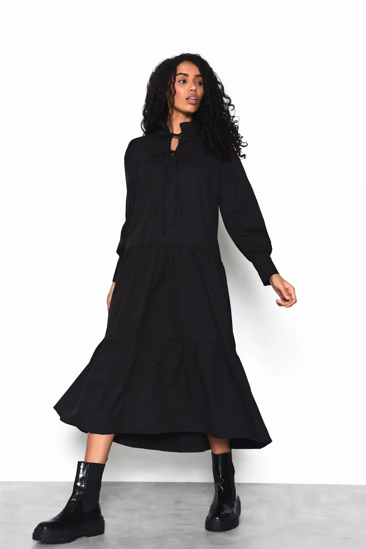 Black V-Neck Long-Sleeve Maxi-Dress