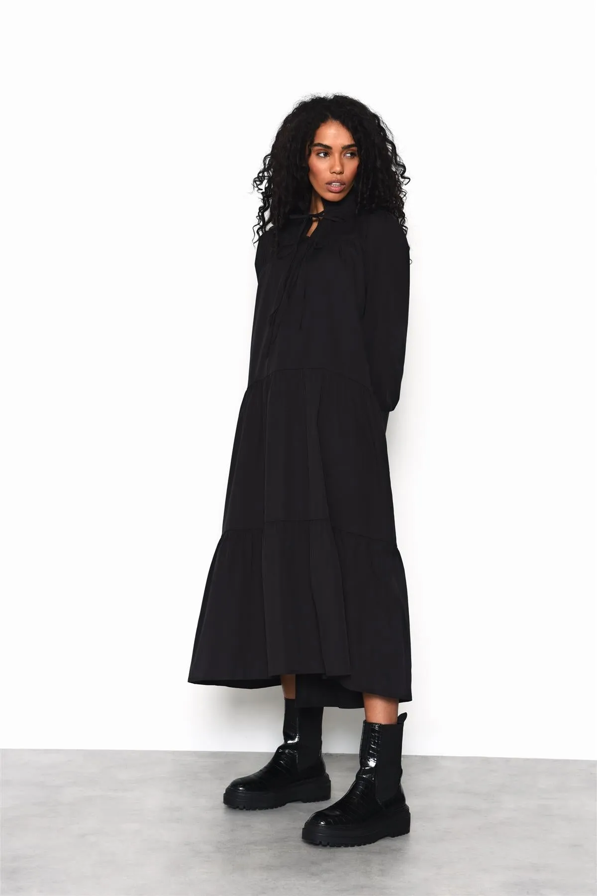 Black V-Neck Long-Sleeve Maxi-Dress