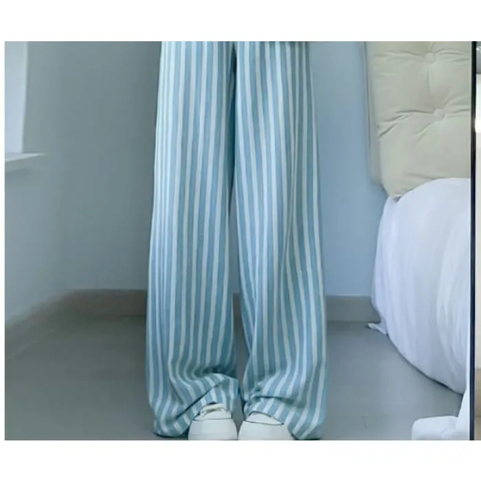 Button Applique High Rise Contrast Stripe Wide Leg Sweatpants