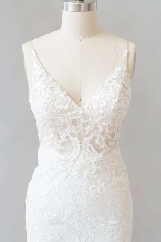 Elegant Appliques V-neck Sheath Wedding Dress