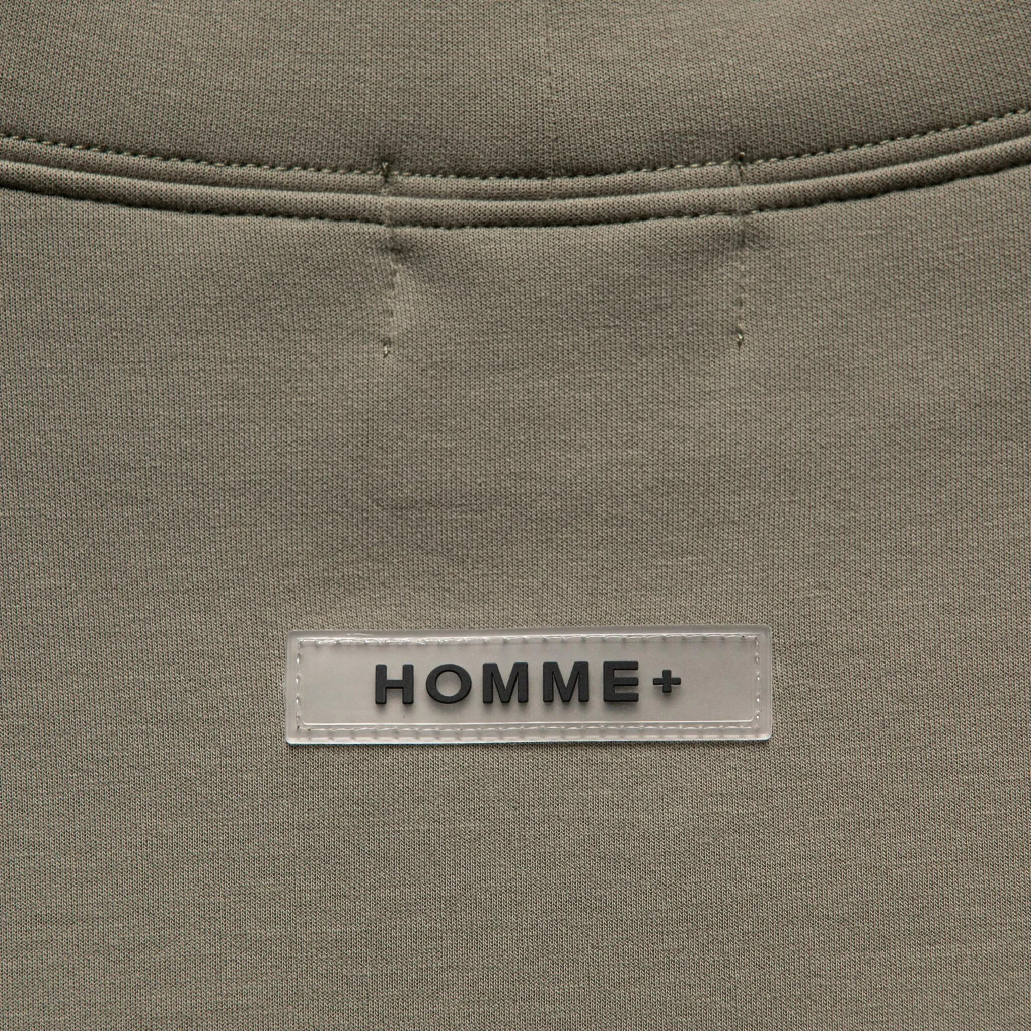 ESSENTIAL Mockneck Sweatshirt