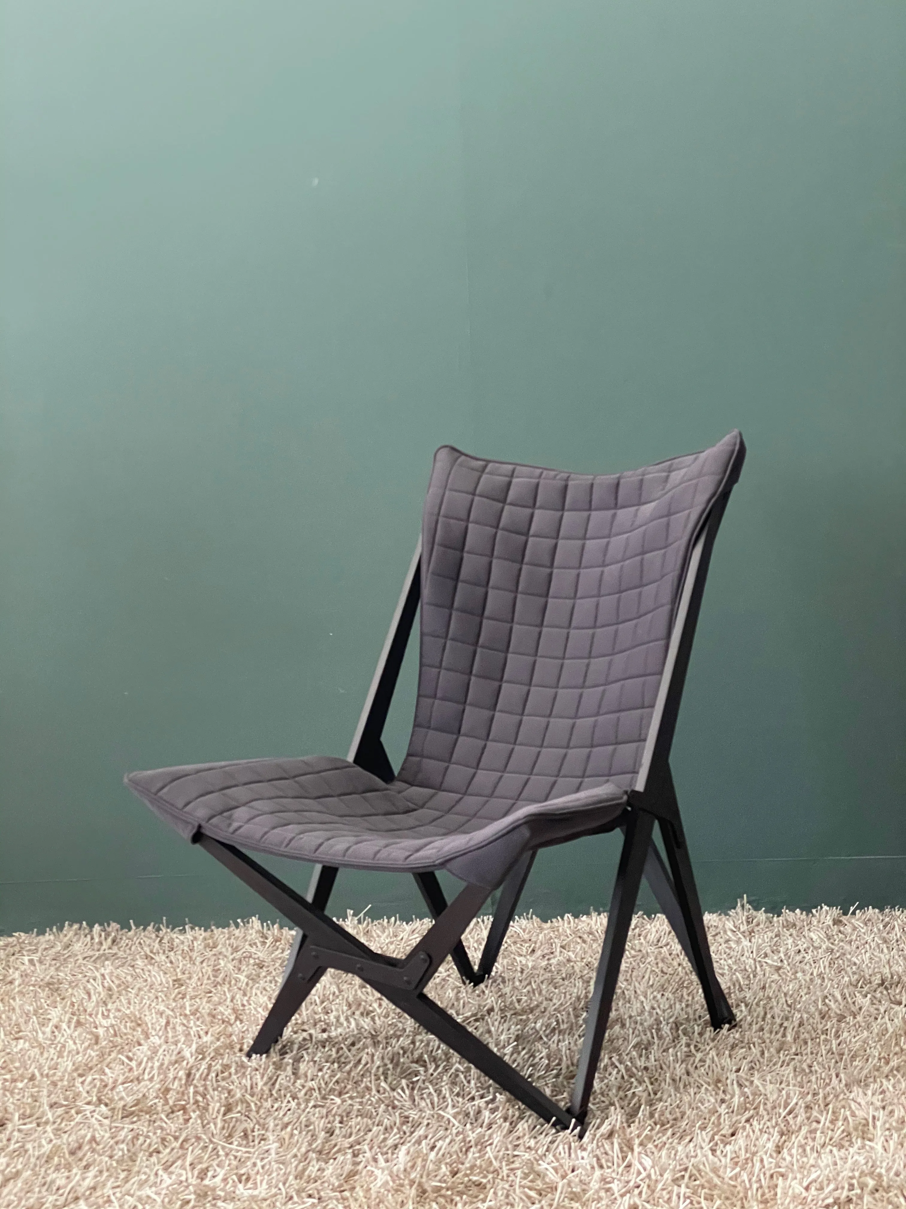 Lella Foldable Lounge Chair