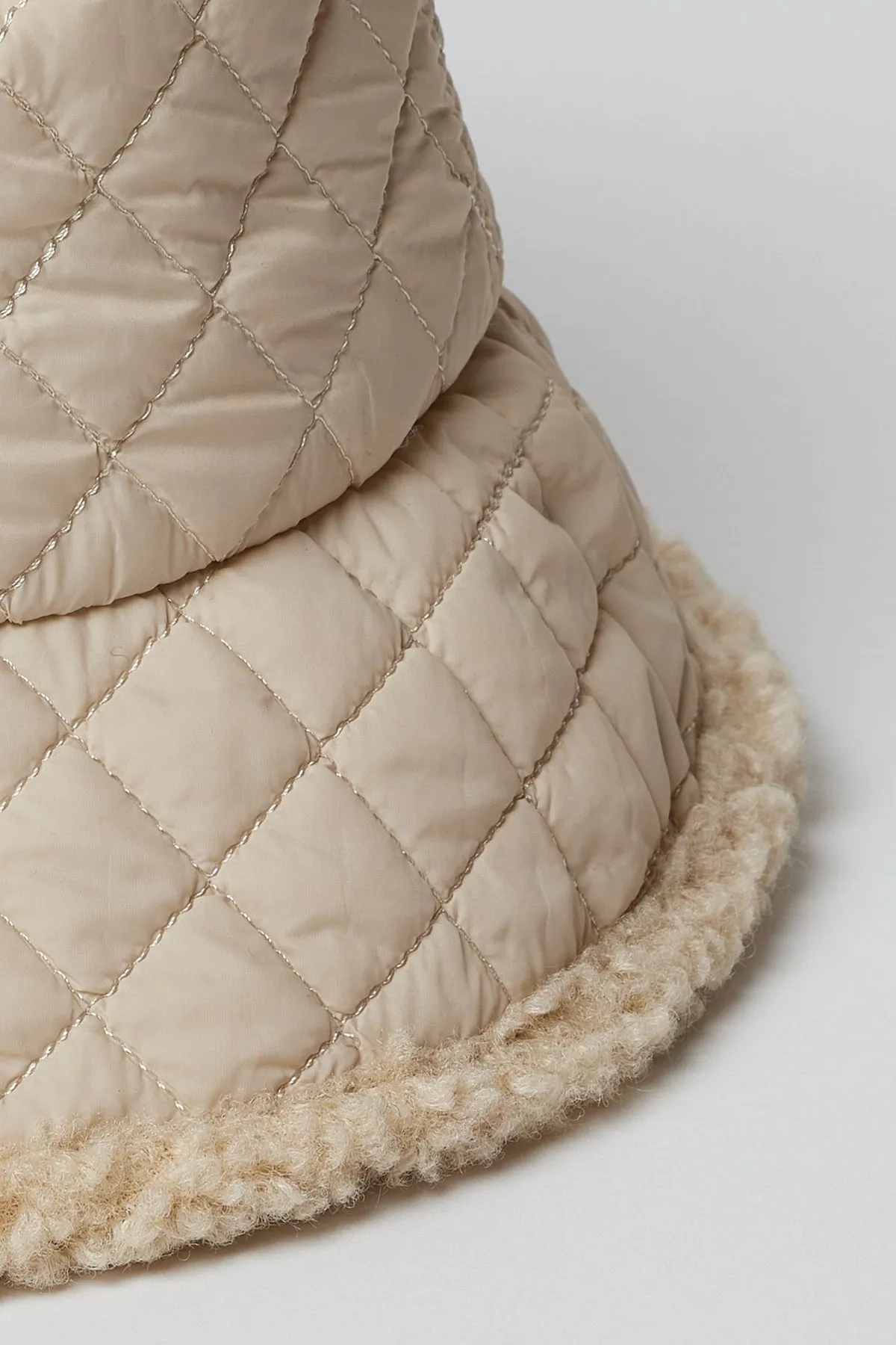 QUILTED BUCKET HAT