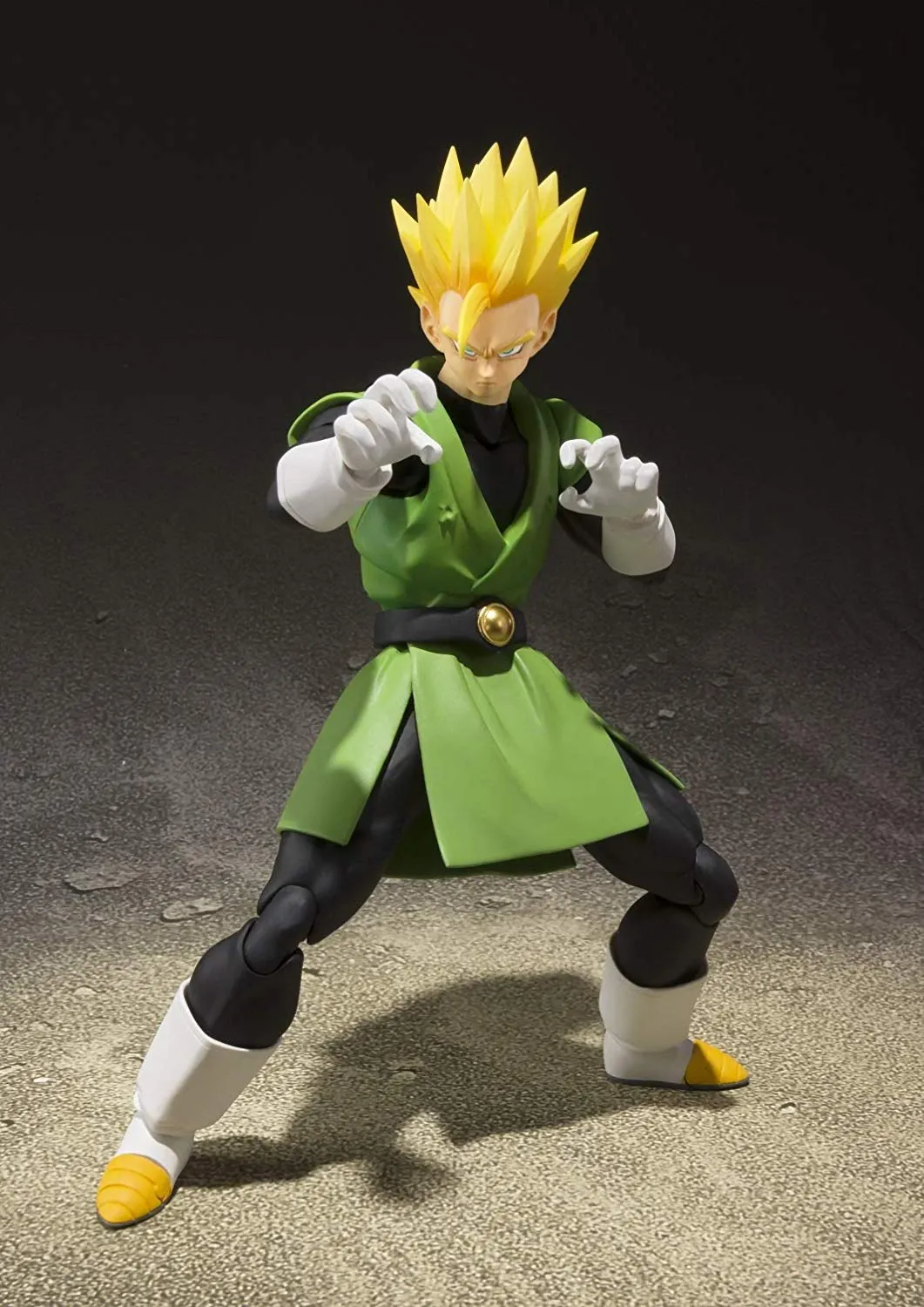 S.H. Figuarts Dragon Ball Z Great Saiyaman Action Figure (Japan Ver.)