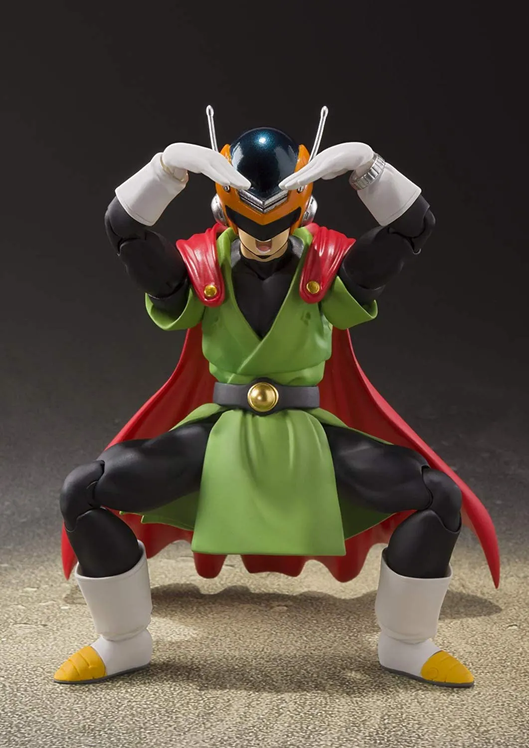 S.H. Figuarts Dragon Ball Z Great Saiyaman Action Figure (Japan Ver.)