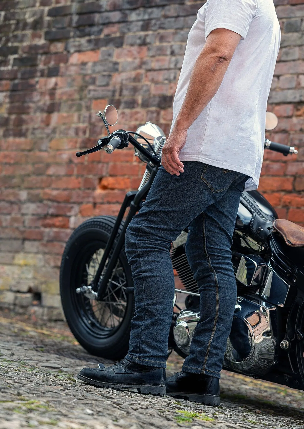 Taranis Elite AAA-rated single-layer motorcycle jeans in dark indigo blue