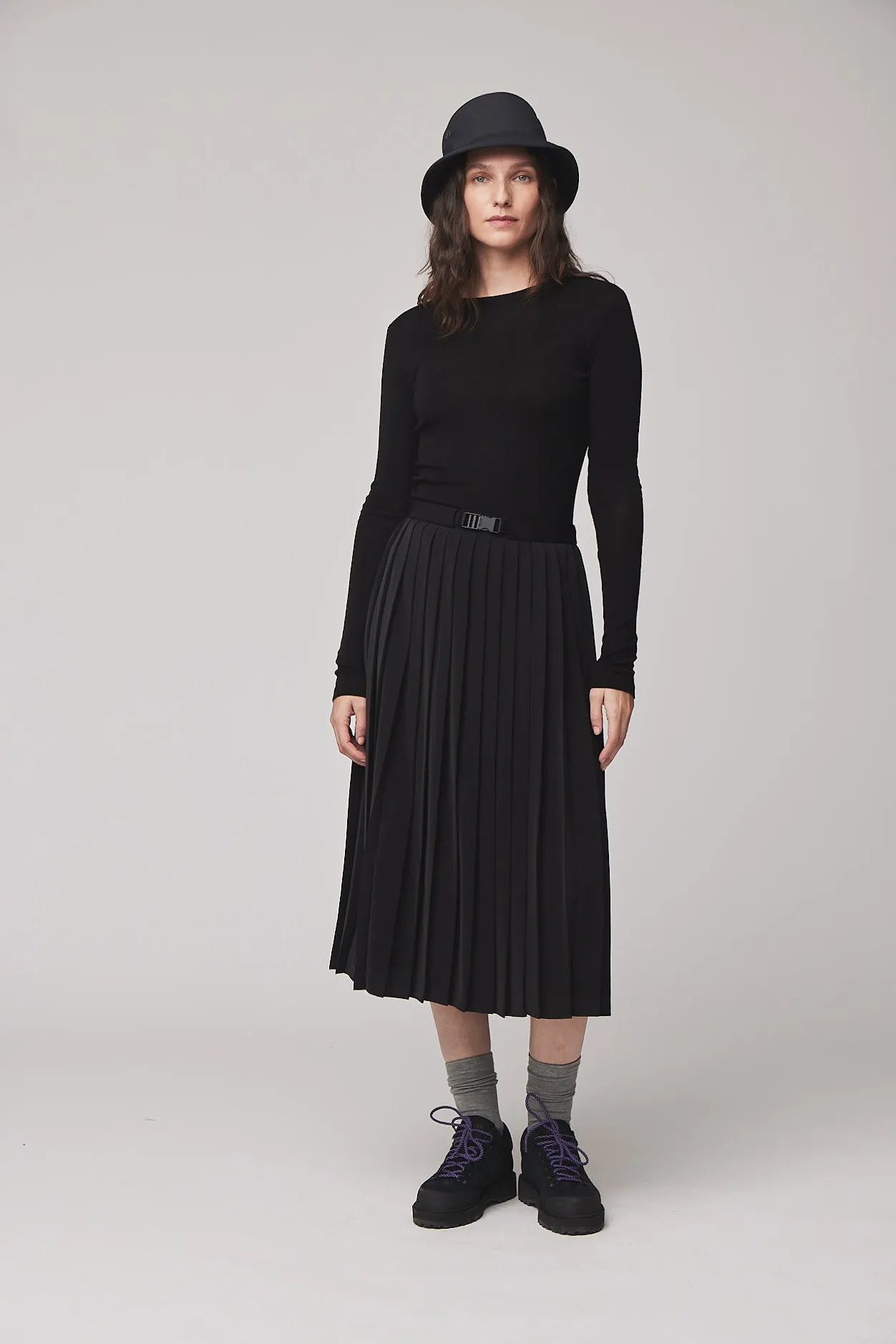 Tech Slk Pleated Midi Skirt