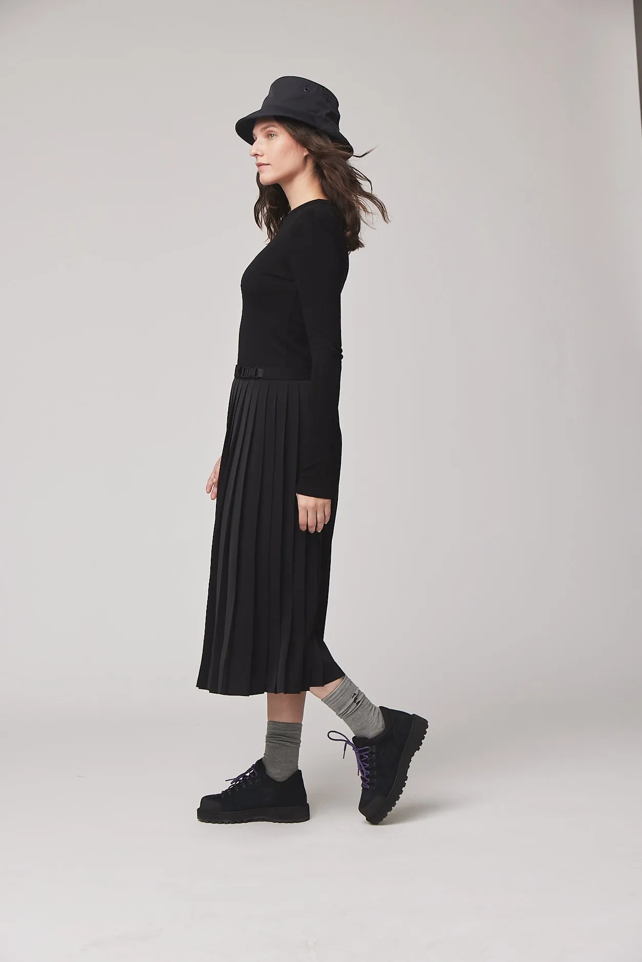 Tech Slk Pleated Midi Skirt