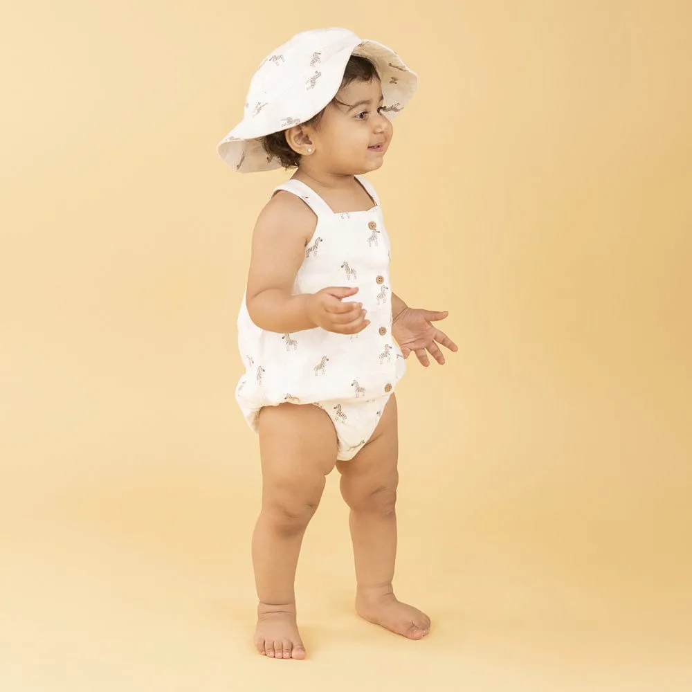 Unisex Onesie with Cap, White 0-12 Months