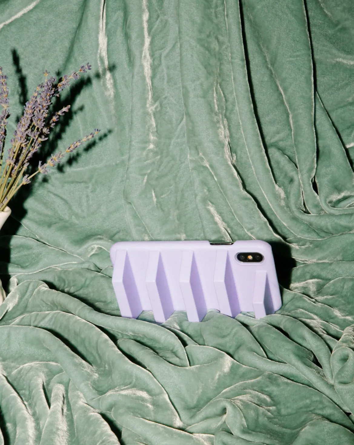 WAREHOUSE SALE: Geta Phone Case in Lilac