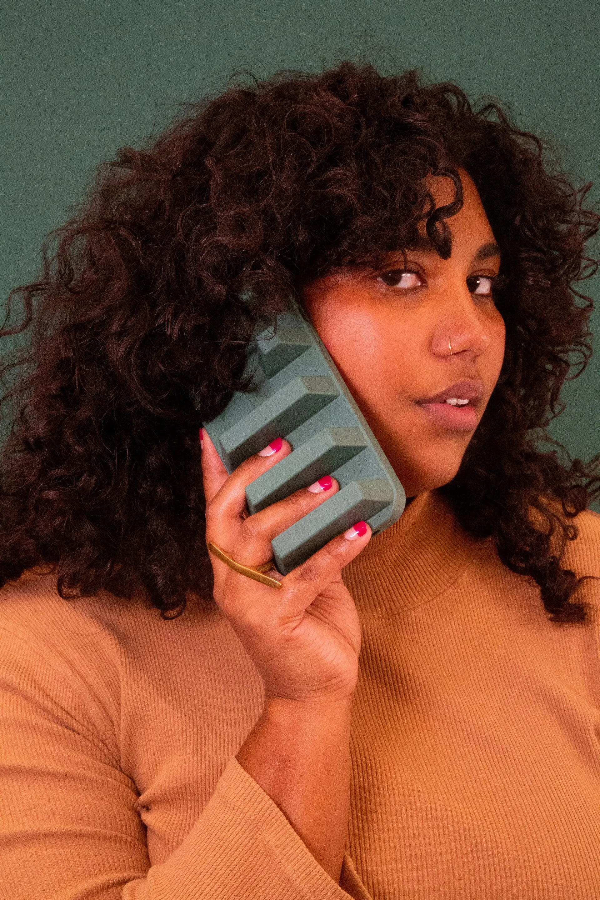 WAREHOUSE SALE: Geta Phone Case in Olive Green